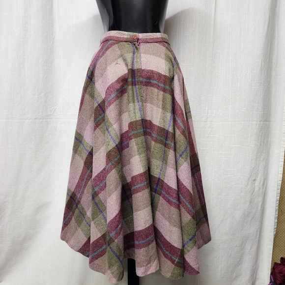 Vintage 60s plaid Wool Midi skirt - Picture 2 of 11